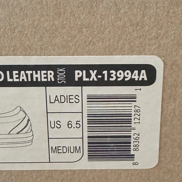 Taos Plim Soul Lux PLX-13994A Women's US 6.5 Red Leather Athletic Sneaker Shoes - Picture 9 of 9